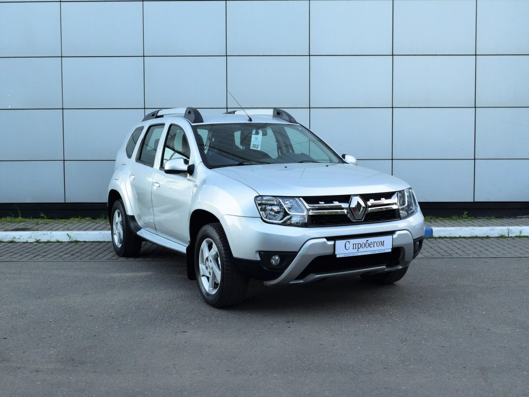 Renault Duster Privilege 1.6 МКПП, 2016 фото 1