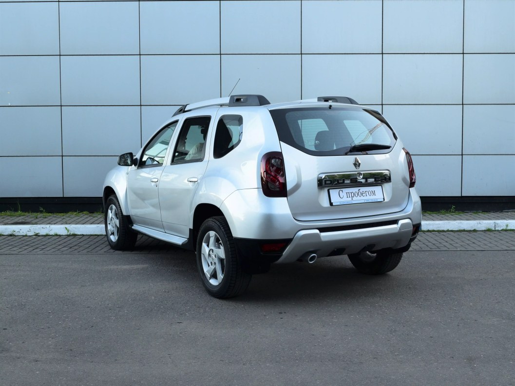 Renault Duster Privilege 1.6 МКПП, 2016 фото 5