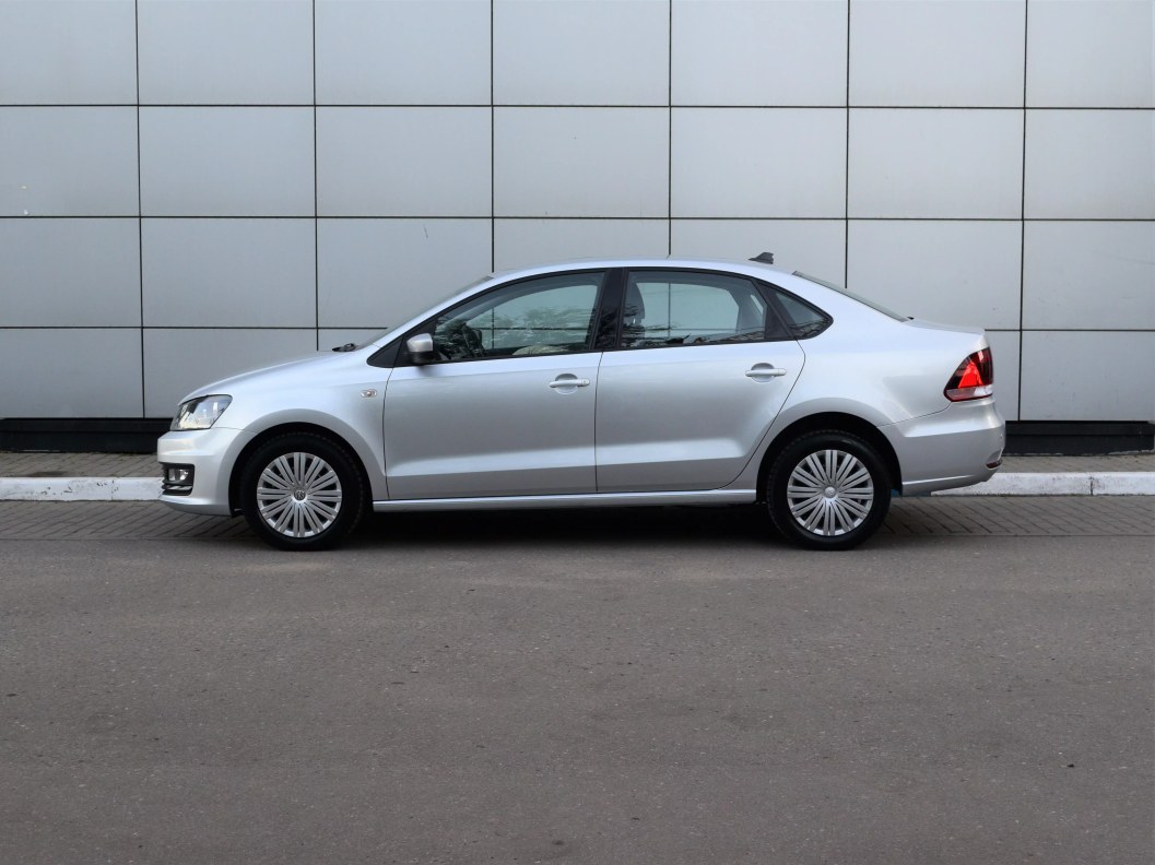 Volkswagen Polo Comfortline 1.6 АКПП, 2017 фото 4