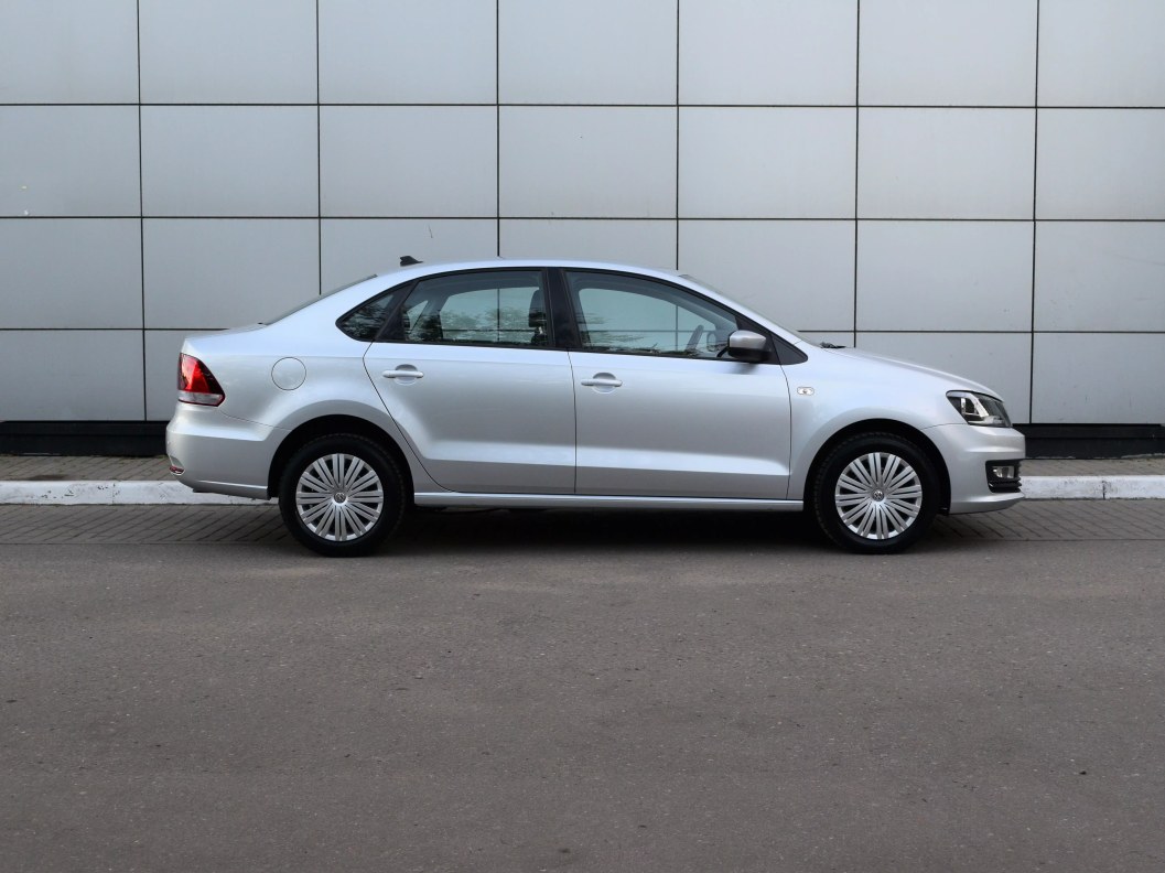 Volkswagen Polo Comfortline 1.6 АКПП, 2017 фото 8