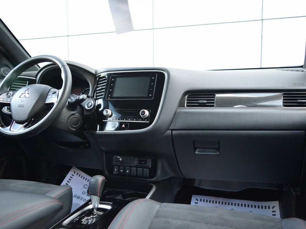 Mitsubishi Outlander Instyle 2.0 CVT, 2021 фото 11