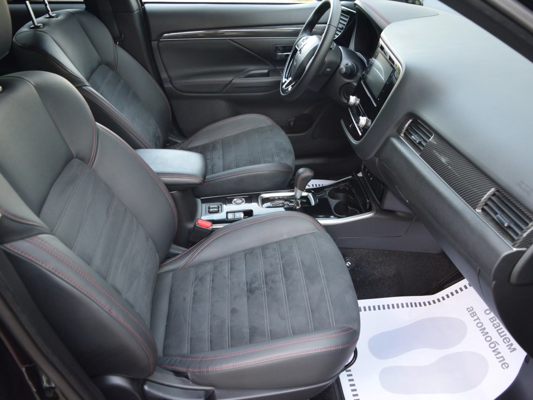 Mitsubishi Outlander Instyle 2.0 CVT, 2021 фото 17