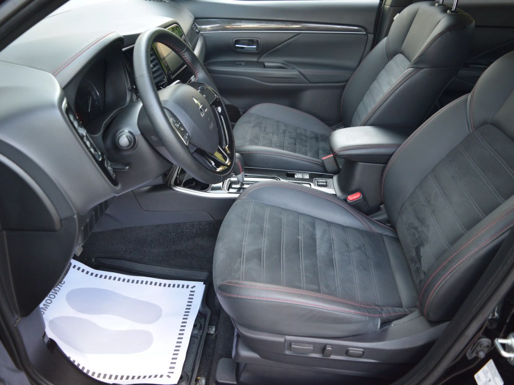 Mitsubishi Outlander Instyle 2.0 CVT, 2021 фото 18