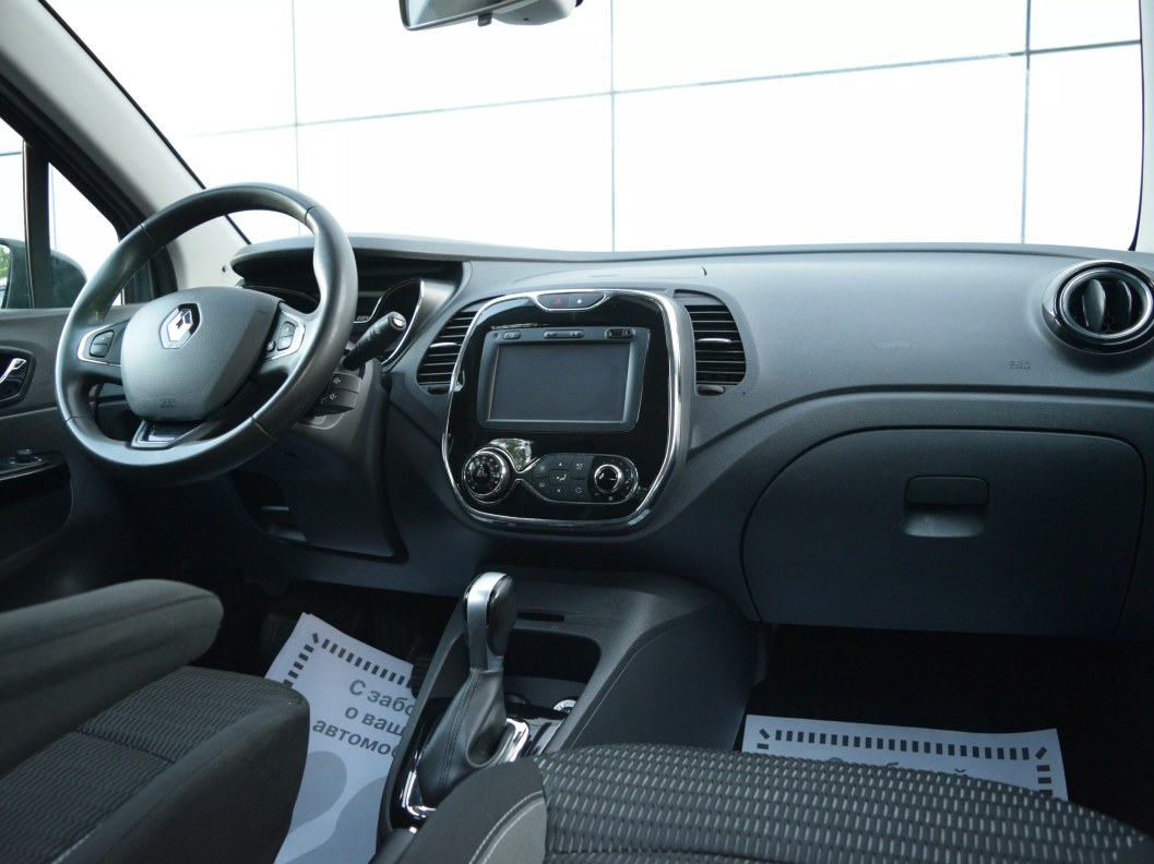 Renault Kaptur Style 2.0 АКПП, 2017 фото 10