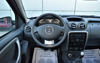 Renault Duster Privilege 2.0 МКПП, 2015 превью 16