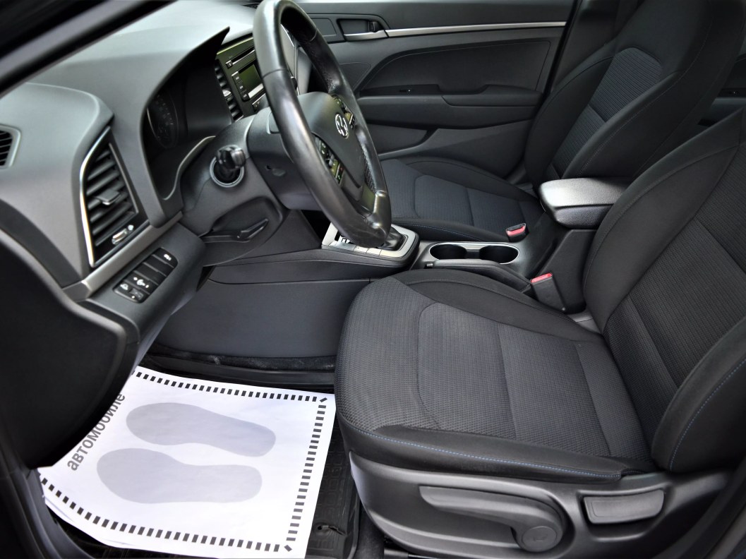 Hyundai Elantra Active 2.0 АКПП, 2018 фото 9