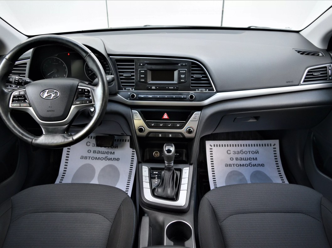 Hyundai Elantra Active 2.0 АКПП, 2018 фото 10