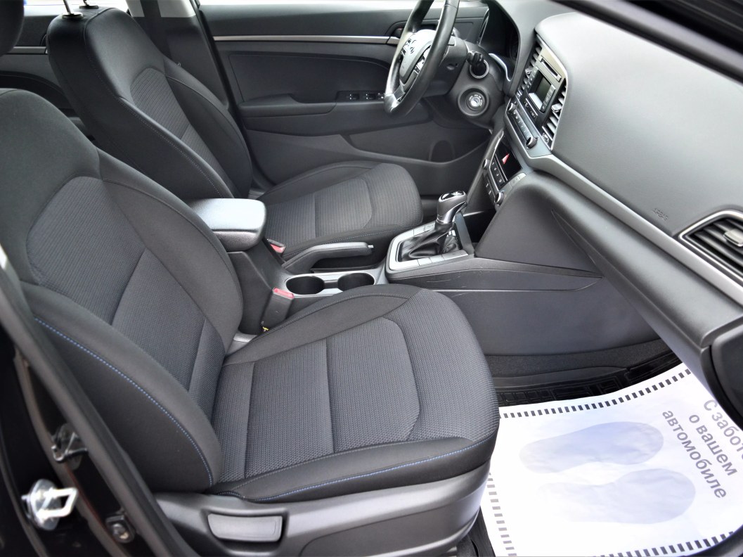 Hyundai Elantra Active 2.0 АКПП, 2018 фото 11