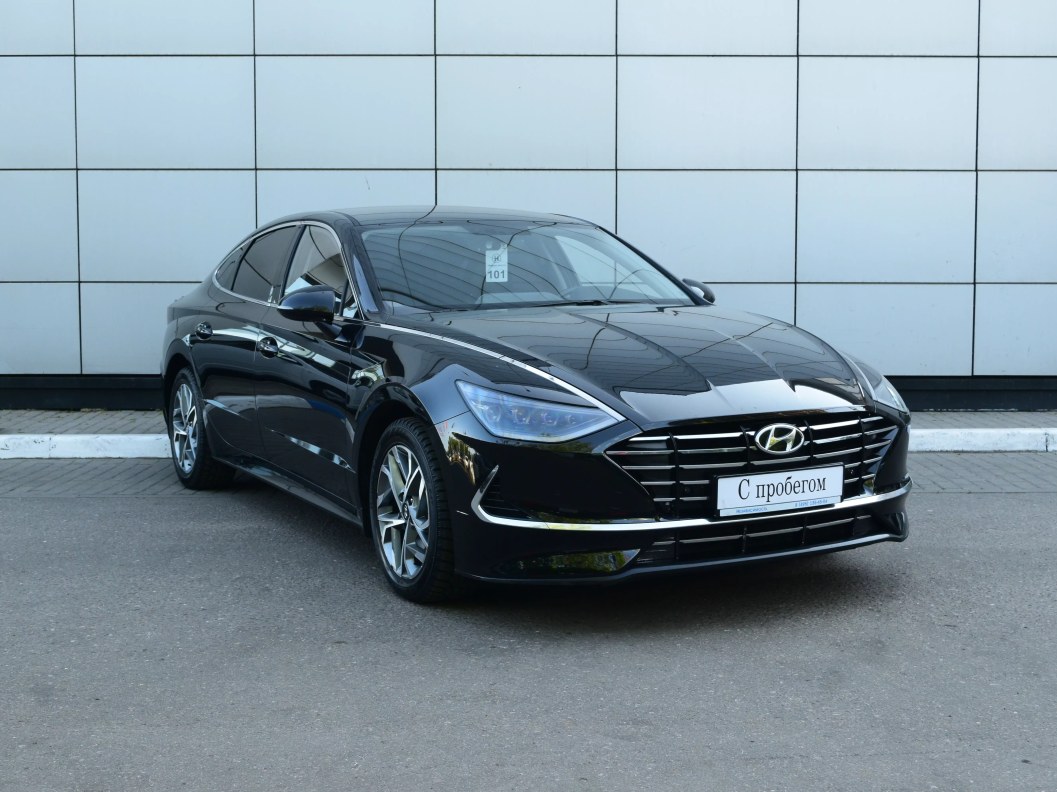 Hyundai Sonata бензин, АКПП, передний привод , 2019 фото 1