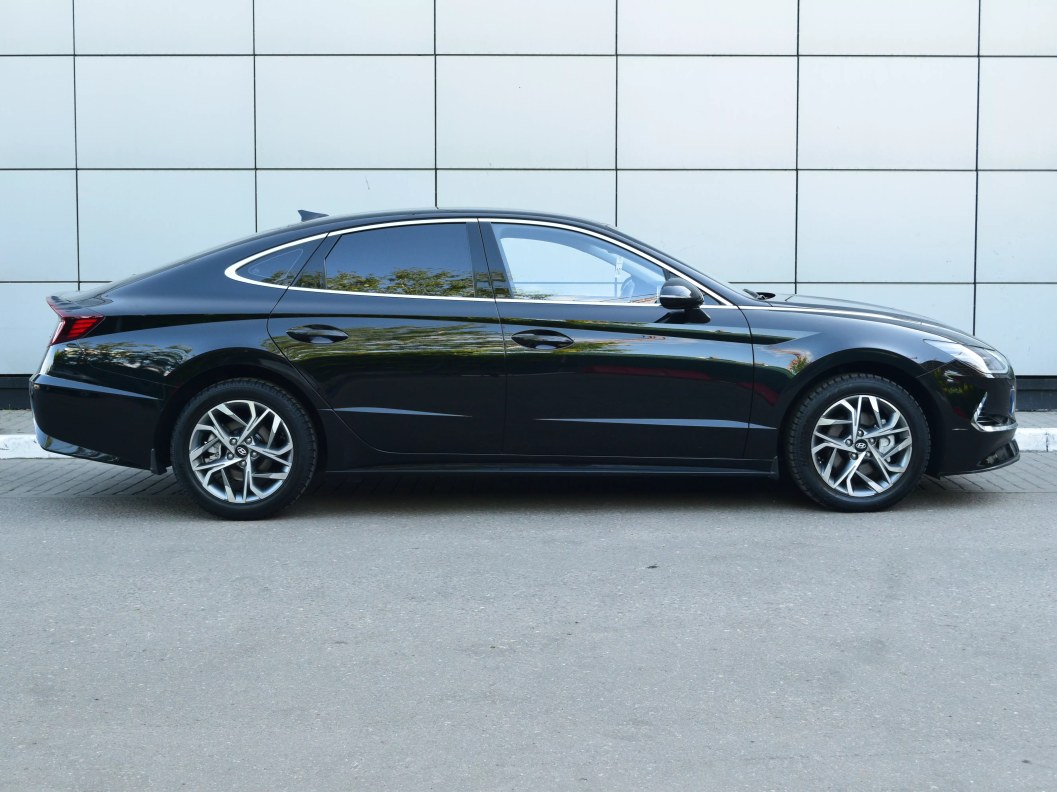 Hyundai Sonata бензин, АКПП, передний привод , 2019 фото 8