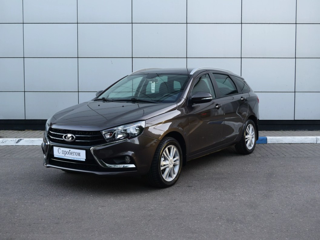 ВАЗ (Lada) Vesta GFK11-52-AK2 Luxe Multimedia 1.6 МКПП, 2019 фото 3