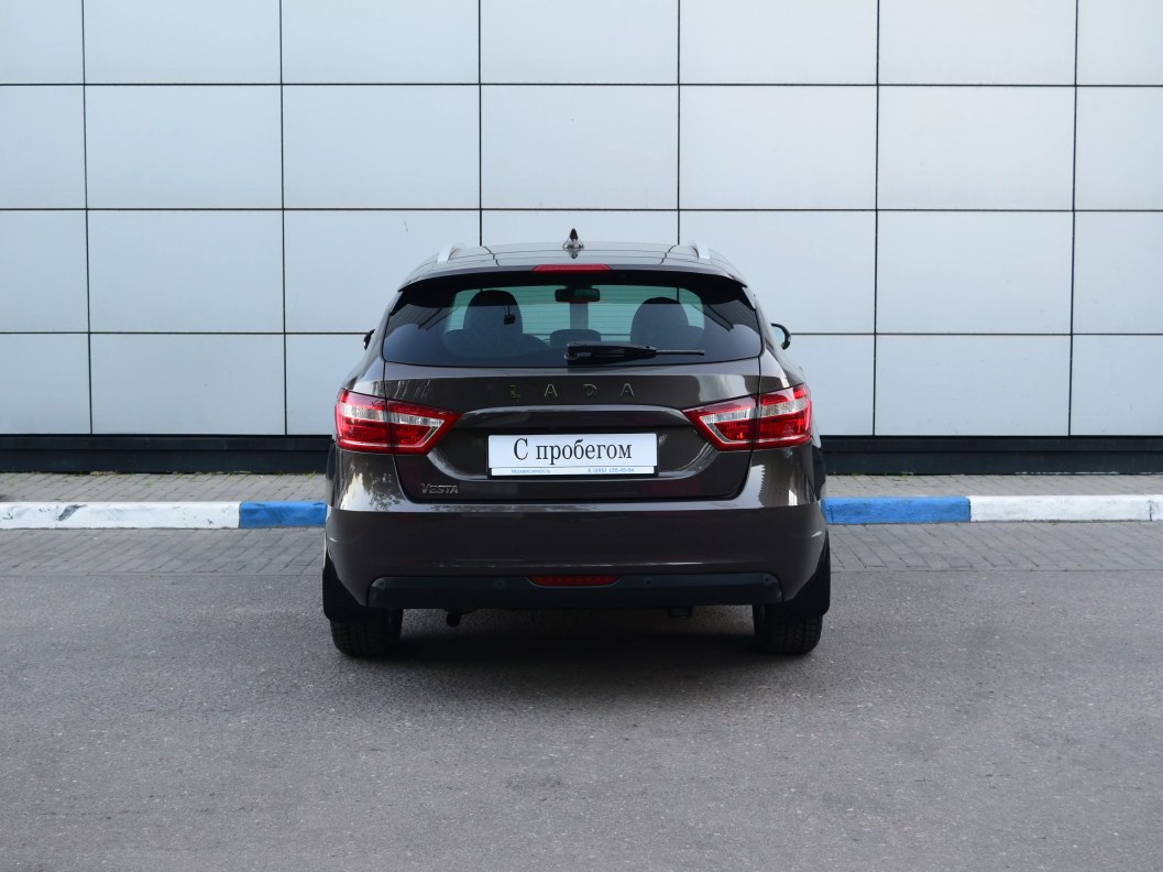 ВАЗ (Lada) Vesta GFK11-52-AK2 Luxe Multimedia 1.6 МКПП, 2019 фото 6