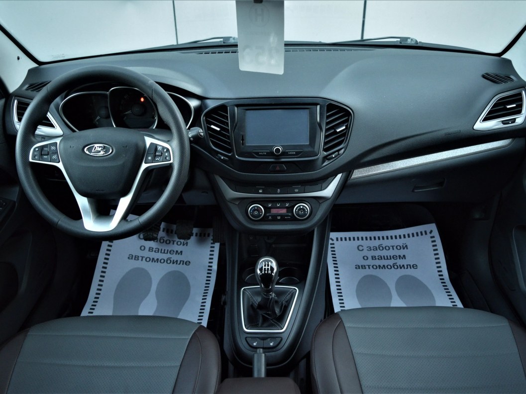 ВАЗ (Lada) Vesta GFK11-52-AK2 Luxe Multimedia 1.6 МКПП, 2019 фото 10