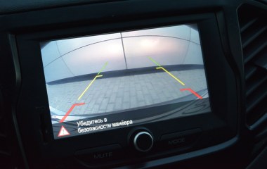 ВАЗ (Lada) Vesta GFK11-52-AK2 Luxe Multimedia 1.6 МКПП, 2019 превью 16