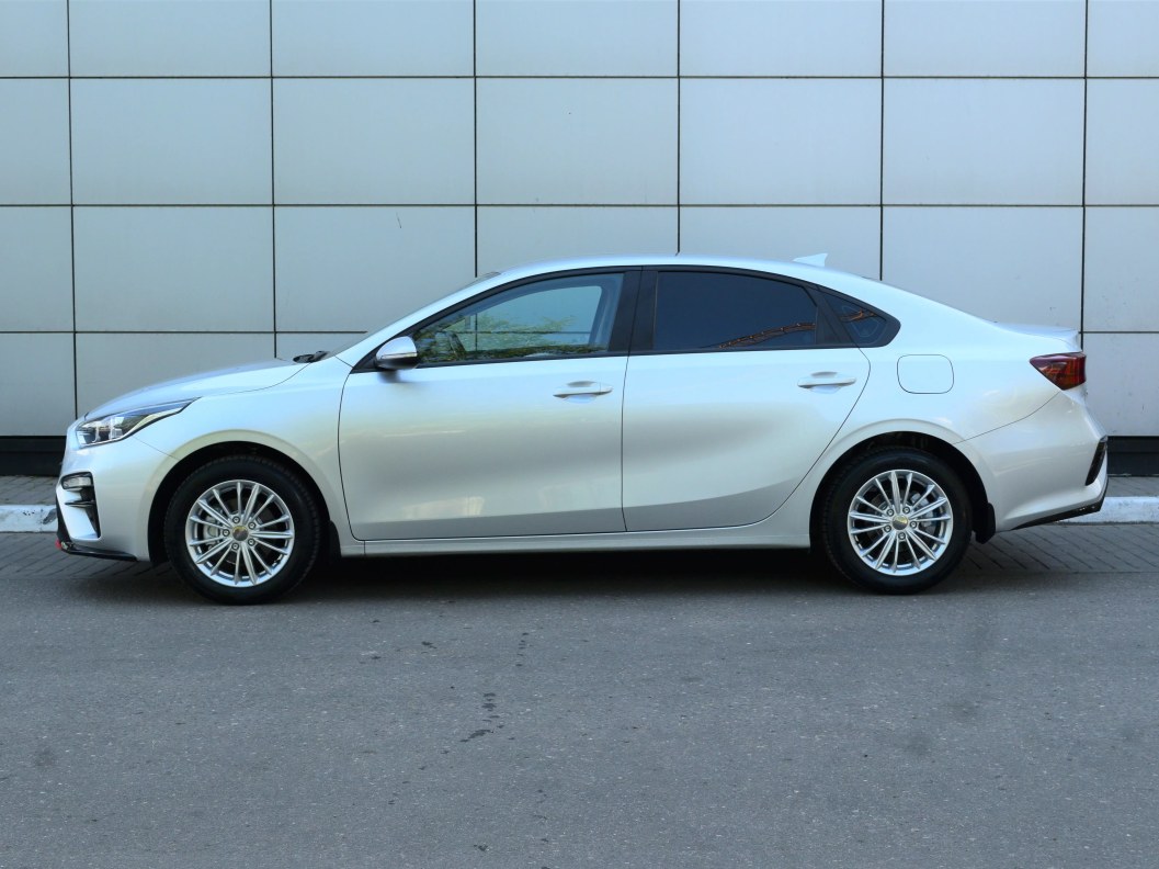 Kia Cerato Premium 2.0 АКПП, 2020 фото 4