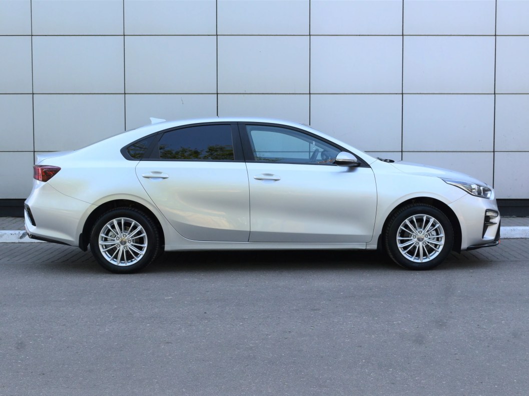 Kia Cerato Premium 2.0 АКПП, 2020 фото 8