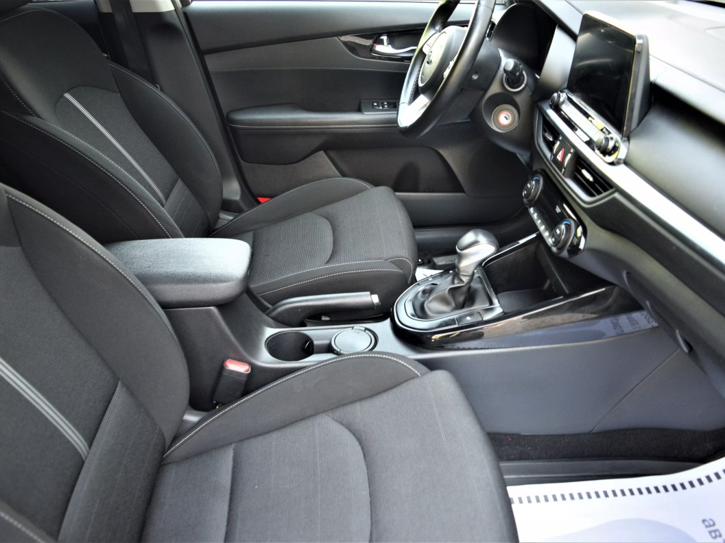 Kia Cerato Premium 2.0 АКПП, 2020 фото 11