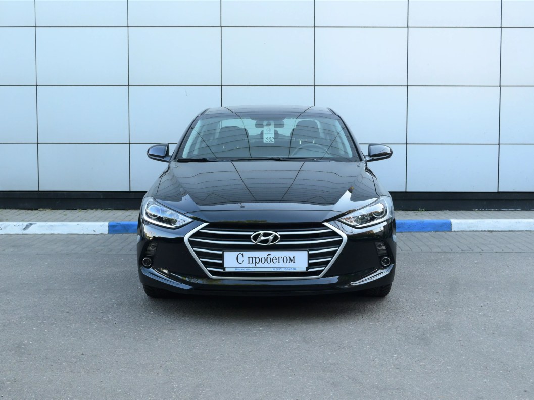 Hyundai Elantra Active 1.6 АКПП, 2017 фото 2