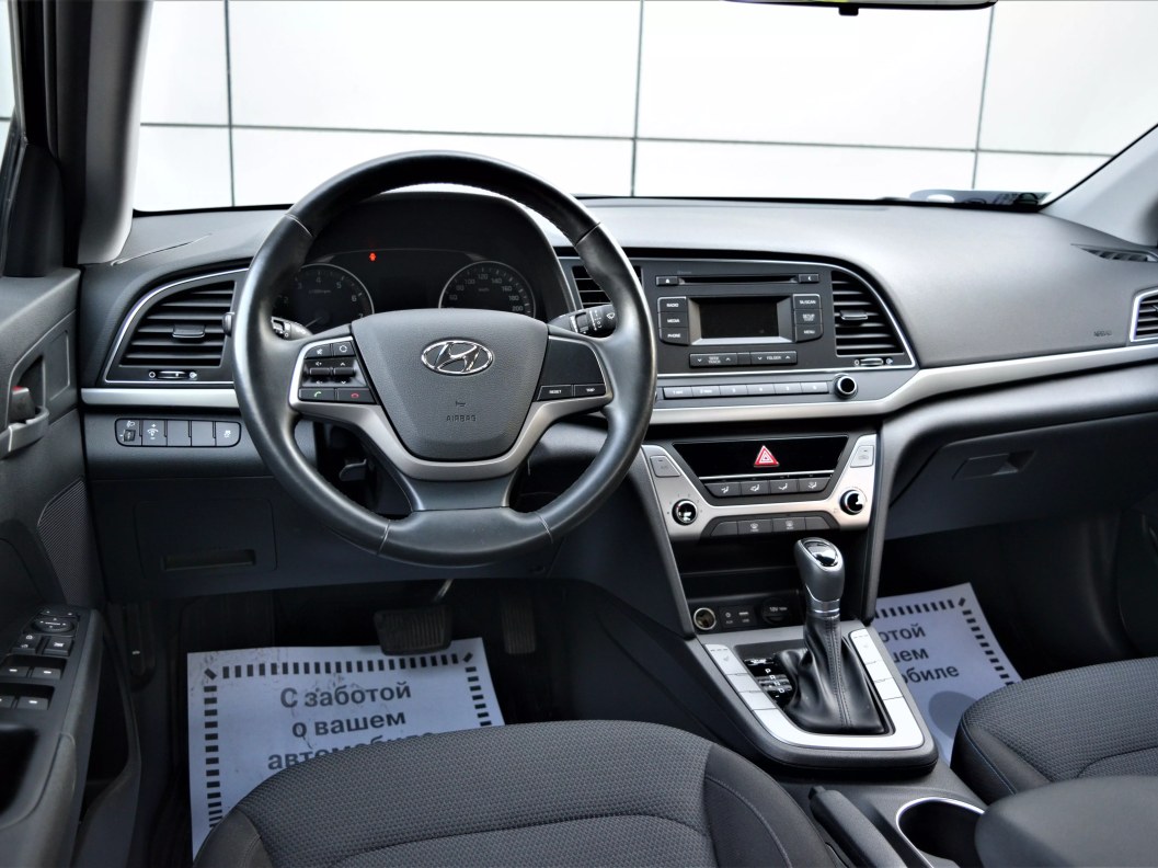 Hyundai Elantra Active 1.6 АКПП, 2017 фото 14