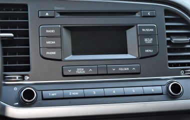 Hyundai Elantra Active 1.6 АКПП, 2017 превью 16