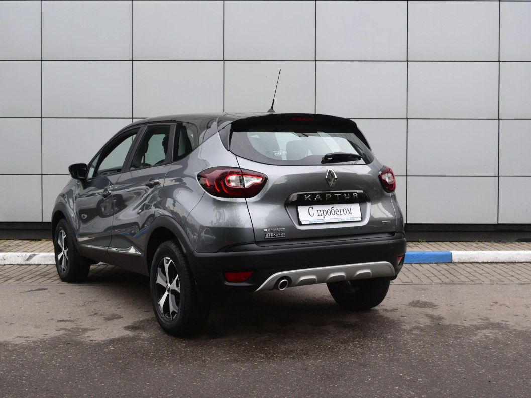 Renault Kaptur Play 2.0 МКПП, 2017 фото 6