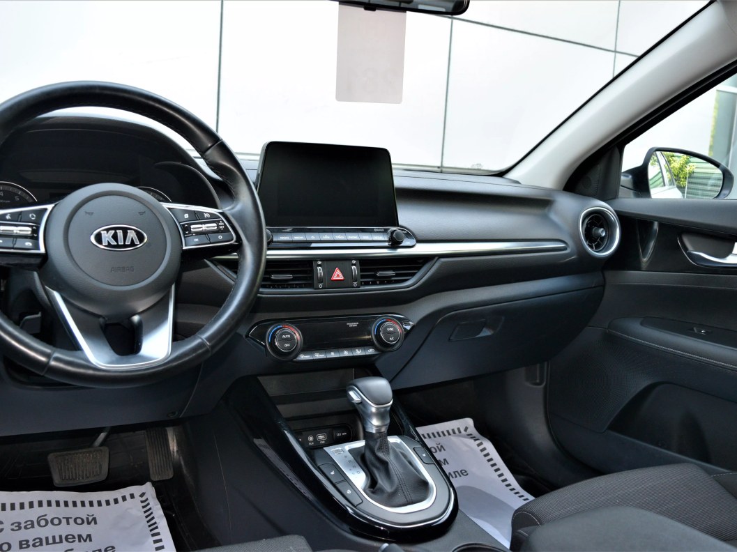 Kia Cerato Luxe 2.0 АКПП, 2019 фото 15