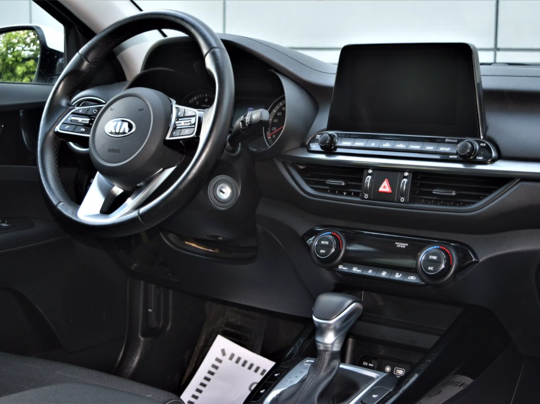 Kia Cerato Luxe 2.0 АКПП, 2019 фото 19