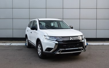 Mitsubishi Outlander Inform