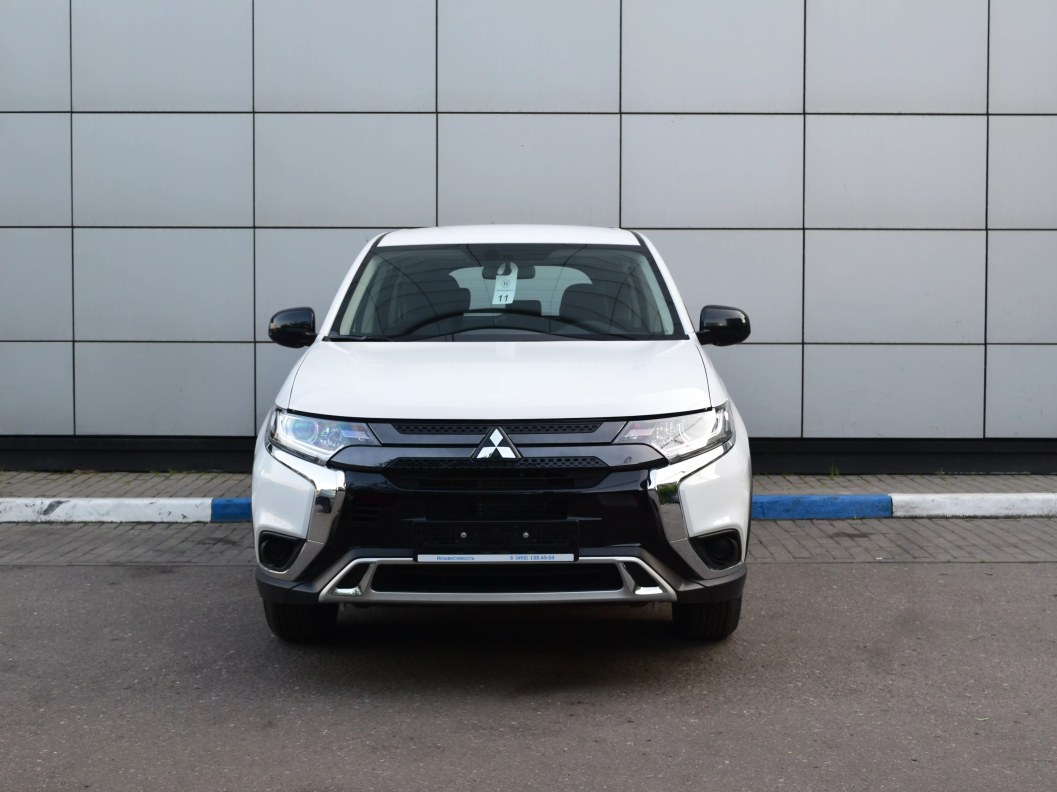 Mitsubishi Outlander Inform 2.0 CVT, 2021 фото 2