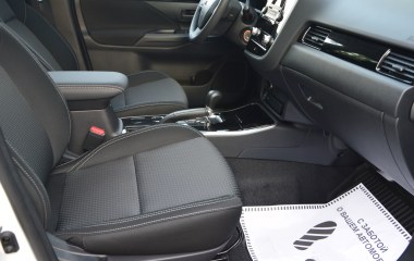 Mitsubishi Outlander Inform 2.0 CVT, 2021 превью 11