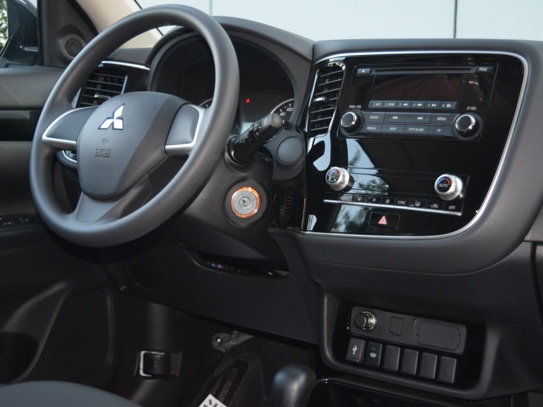Mitsubishi Outlander Inform 2.0 CVT, 2021 фото 19