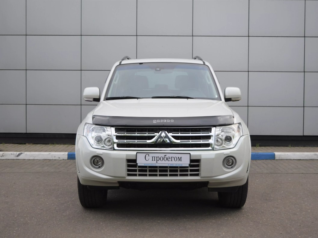 Mitsubishi Pajero Instyle S82 3.2 АКПП, 2014 фото 2