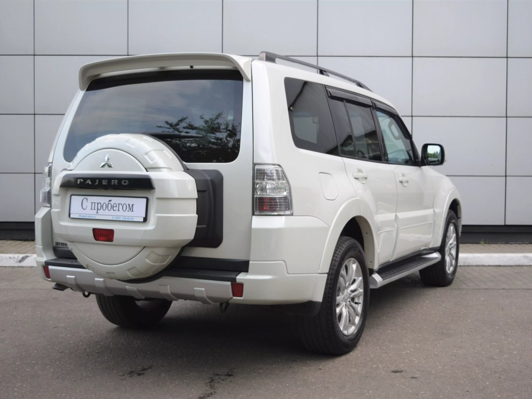 Mitsubishi Pajero Instyle S82 3.2 АКПП, 2014 фото 6