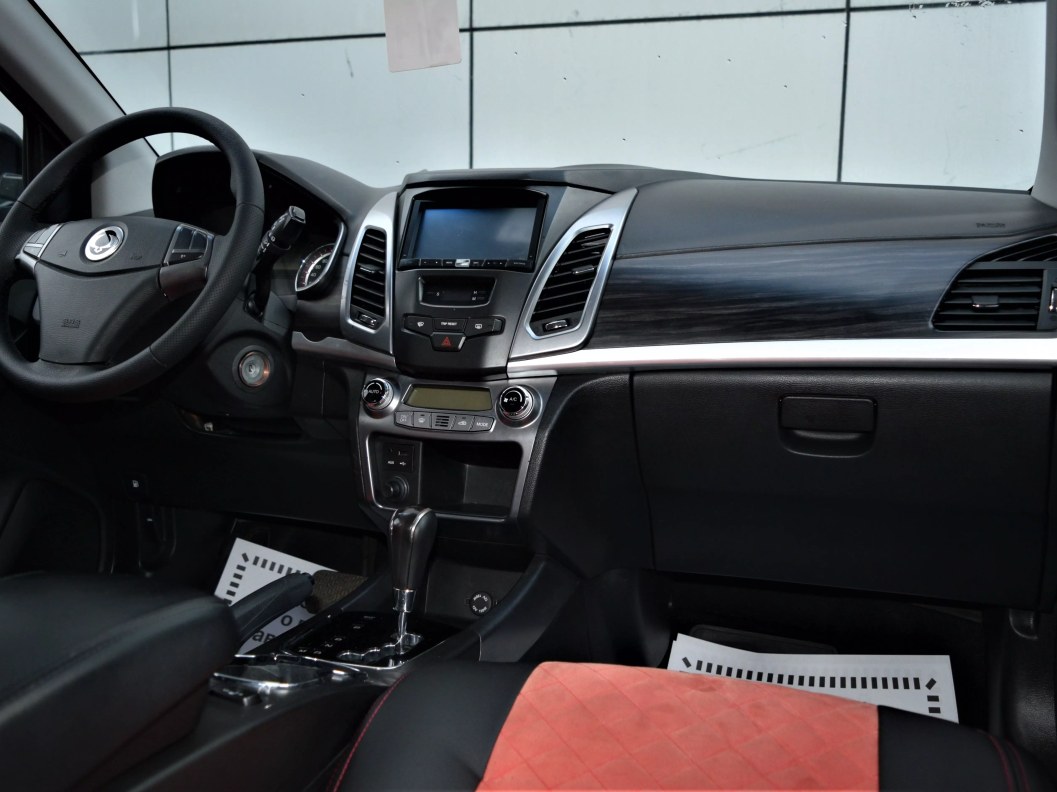 SsangYong Actyon Original 2.0 АКПП, 2015 фото 12
