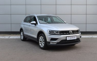 Volkswagen Tiguan CONNECT