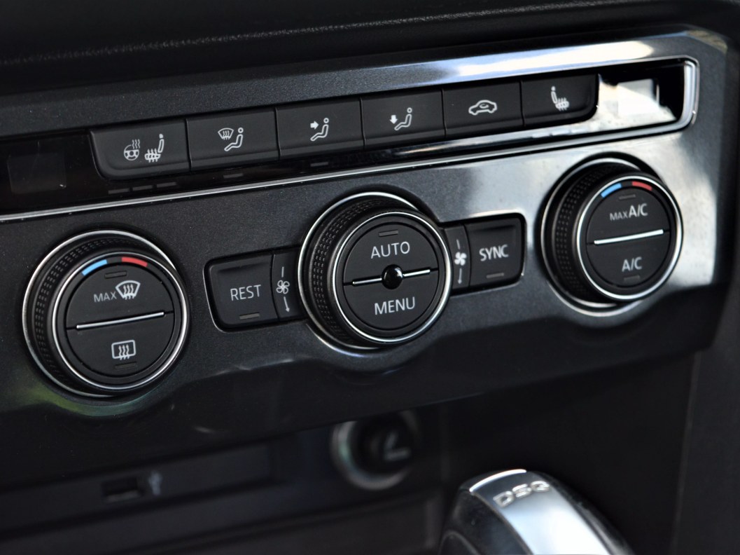 Volkswagen Tiguan CONNECT 1.4 DSG, 2017 фото 12