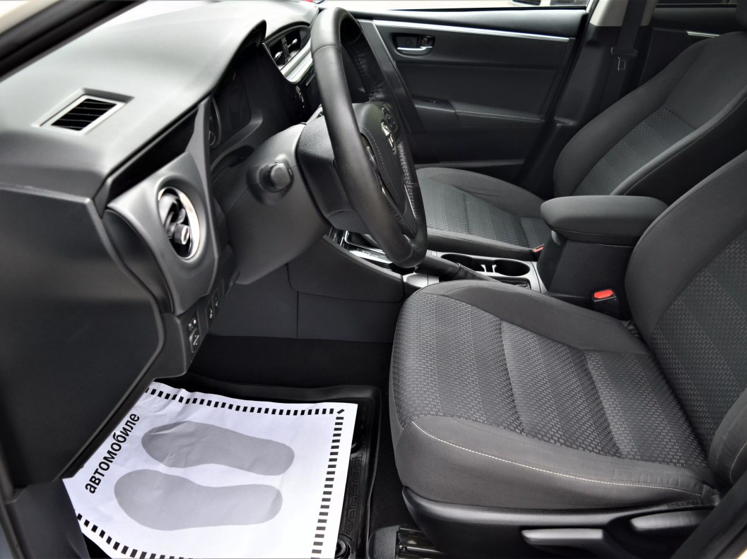 Toyota Corolla Стиль Плюс 1.6 CVT, 2018 фото 9