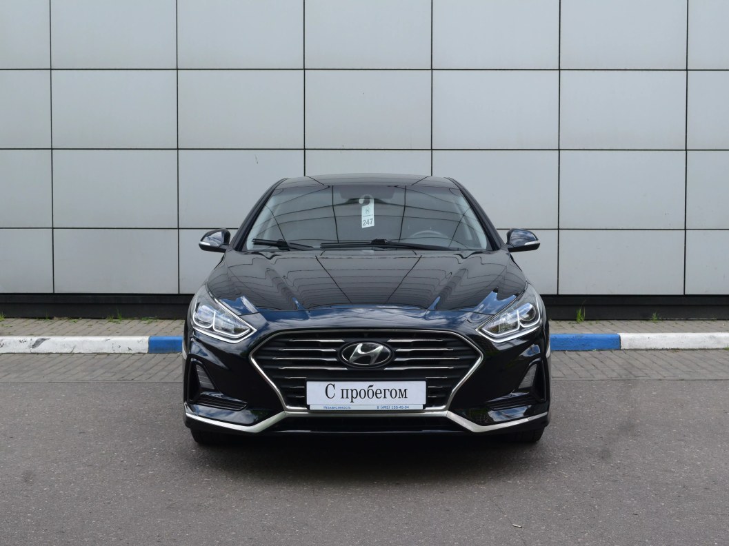Hyundai Sonata 2.0 АКПП, 2019 фото 2