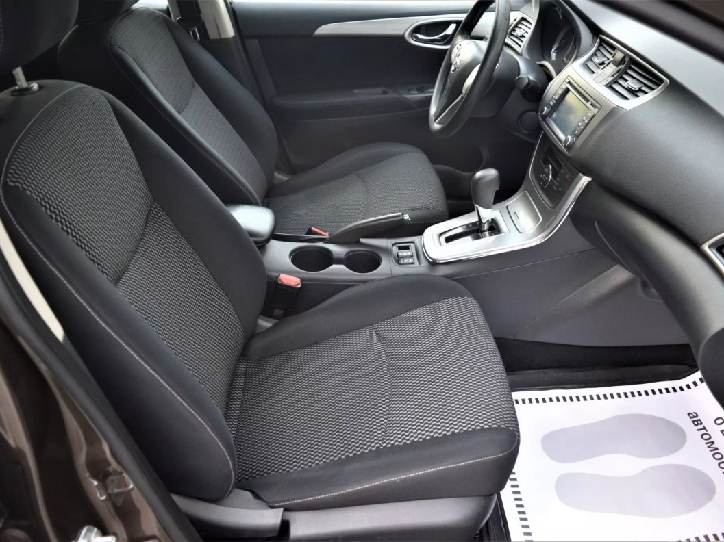 Nissan Sentra Tekna 1.6 CVT, 2015 фото 9