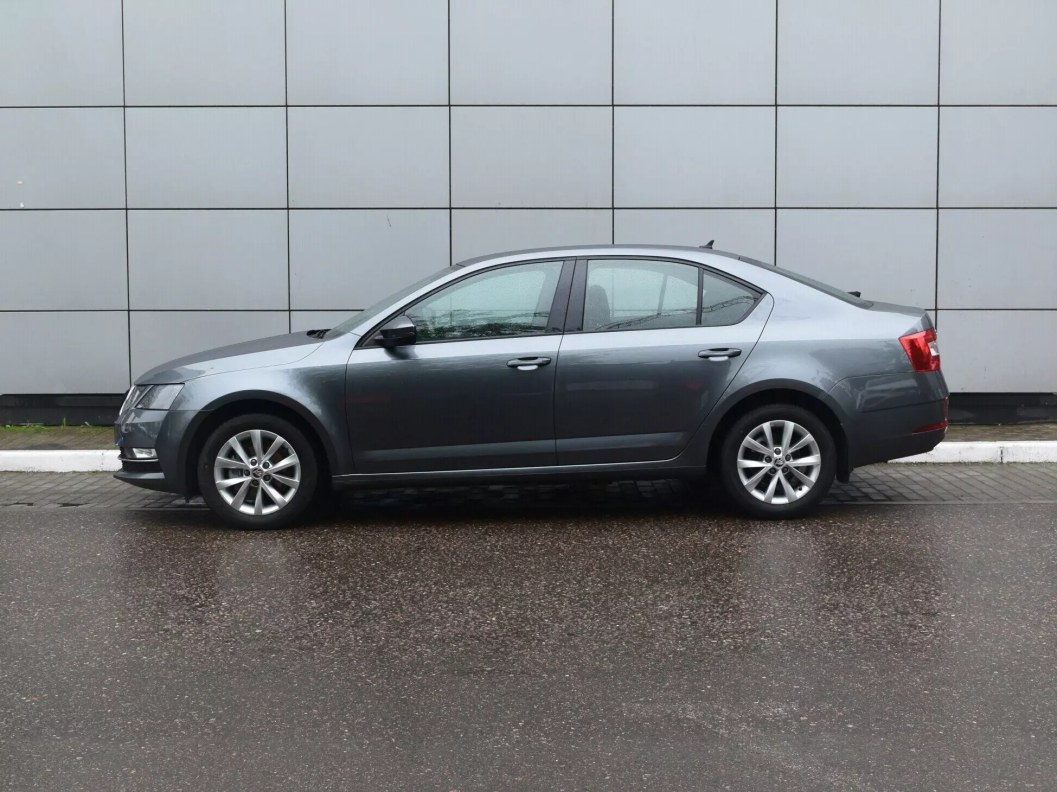 Skoda Octavia Style 1.4 АМТ, 2018 фото 4
