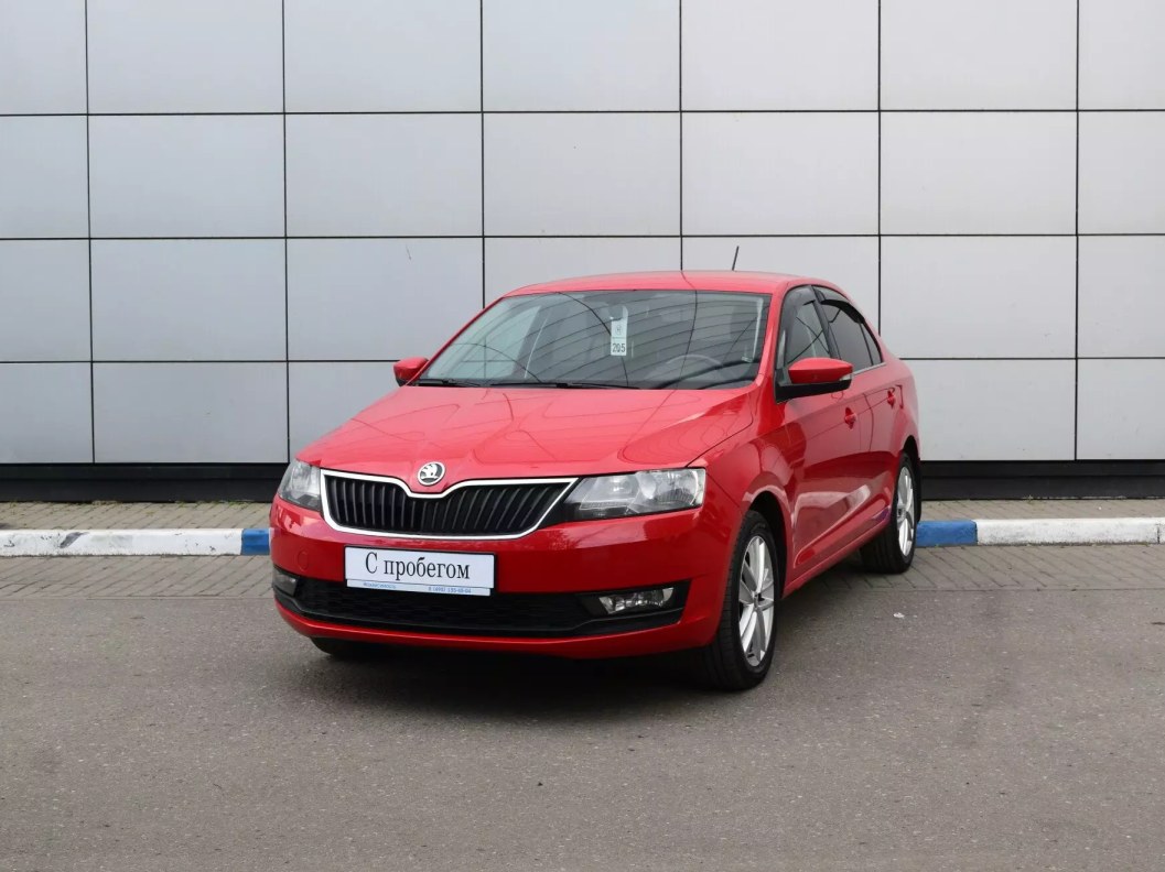 Skoda Rapid 1.6 АКПП, 2017 фото 3