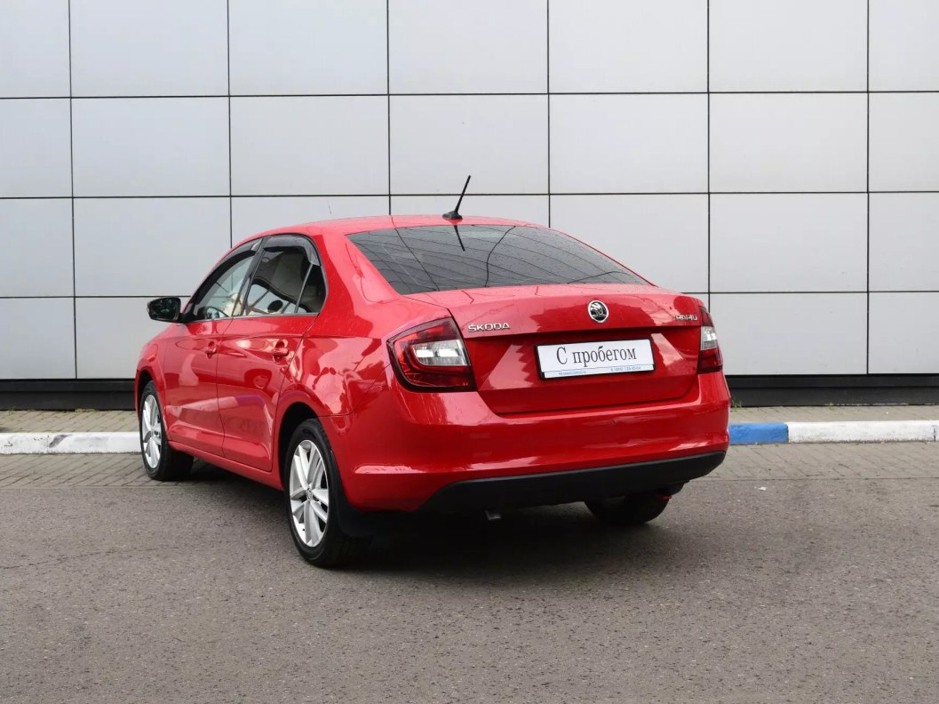 Skoda Rapid 1.6 АКПП, 2017 фото 8