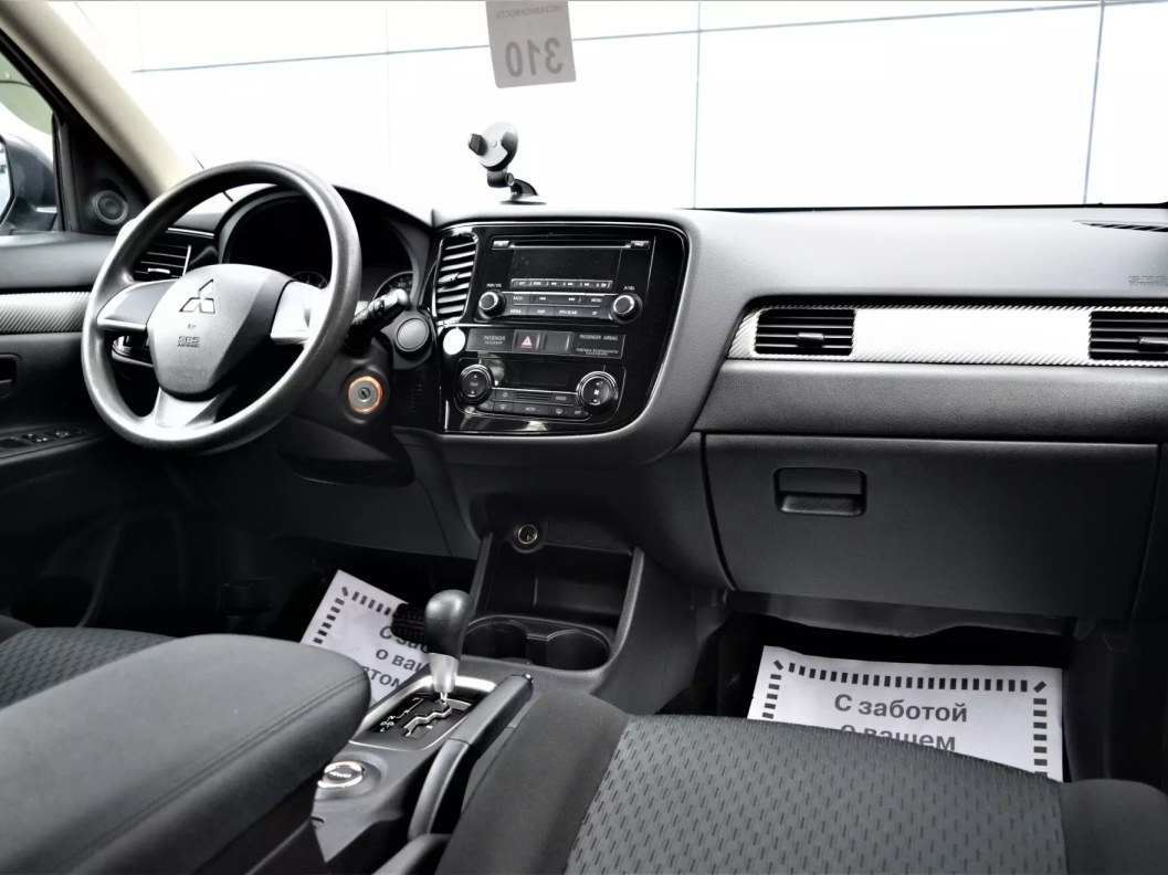 Mitsubishi Outlander Intense S80 2.0 CVT, 2014 фото 20