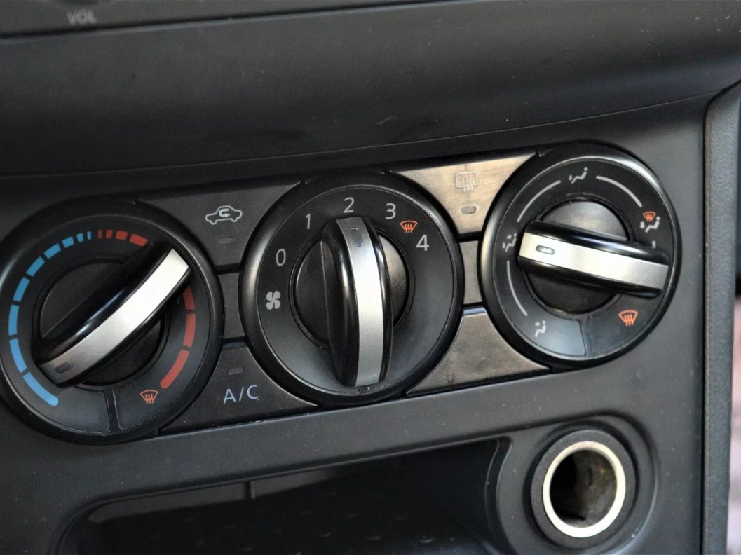 Nissan Qashqai 2.0 МКПП, 2012 фото 14