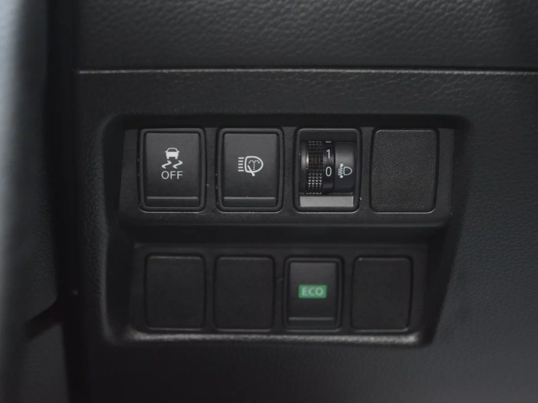 Nissan Qashqai SE 2.0 CVT, 2014 фото 15