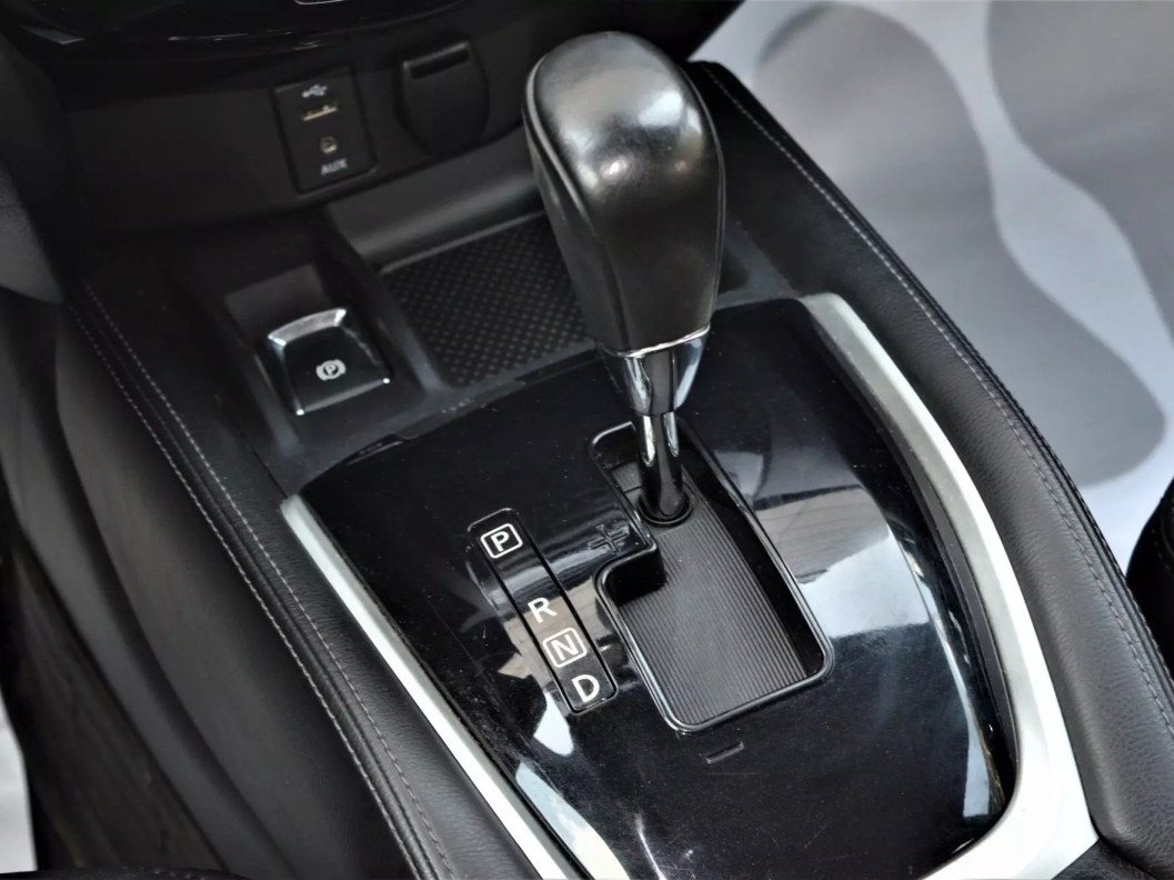 Nissan Qashqai SE 2.0 CVT, 2014 фото 19