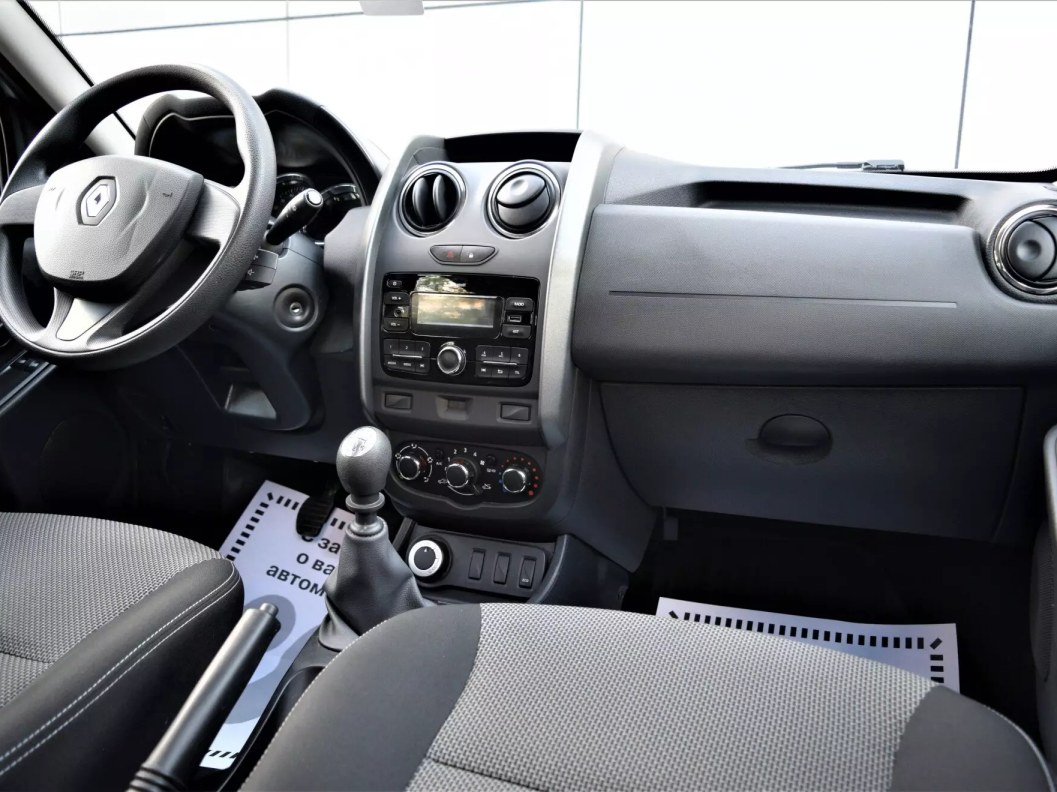 Renault Duster Privilege 1.6 МКПП, 2018 фото 21