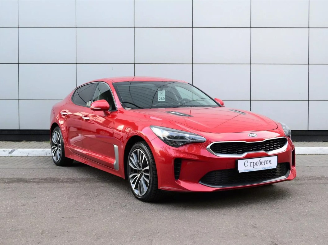 Kia Stinger 2.0 АКПП, 2018 фото 1