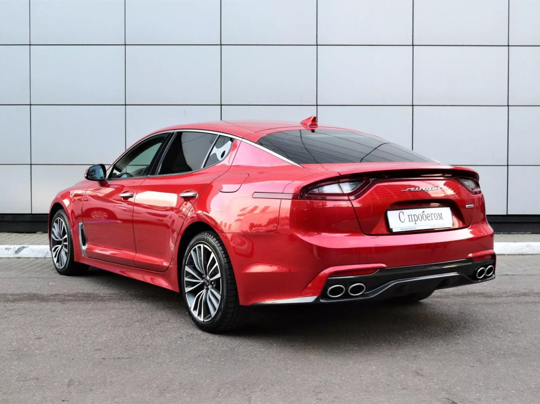 Kia Stinger 2.0 АКПП, 2018 фото 8
