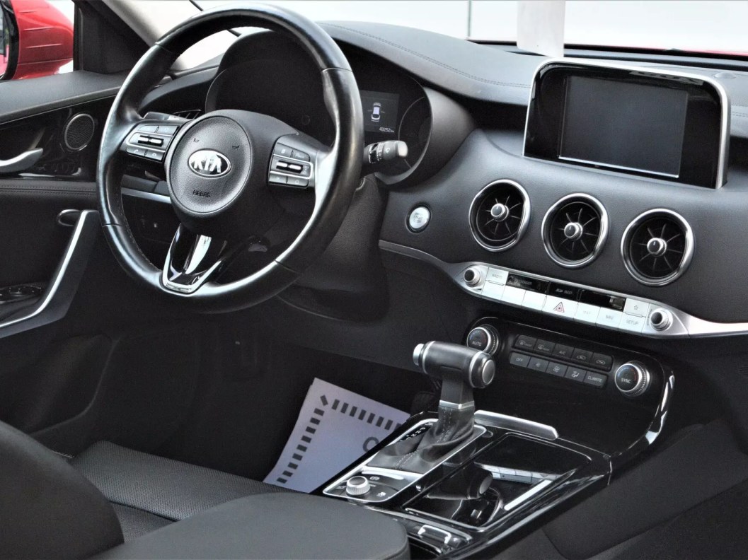 Kia Stinger 2.0 АКПП, 2018 фото 21
